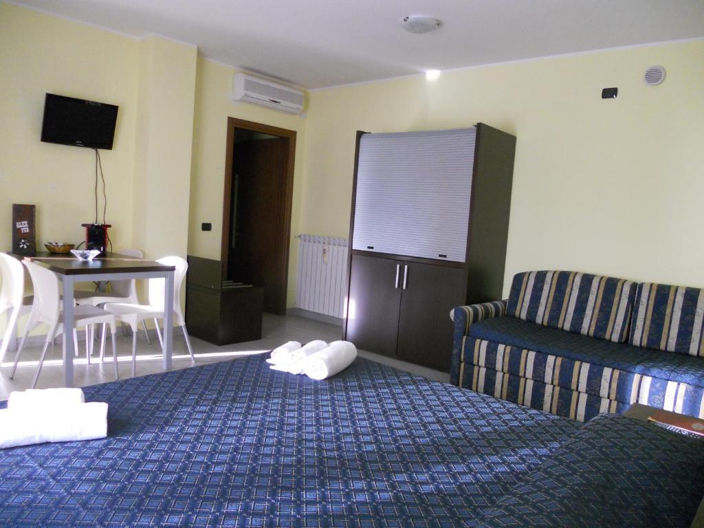 Residence San Prospero Garbagnate Milanese Eksteriør billede